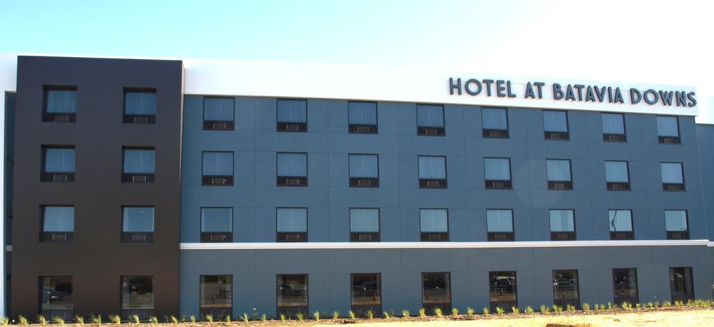 Hotel at Batavia Downs Bagian luar foto